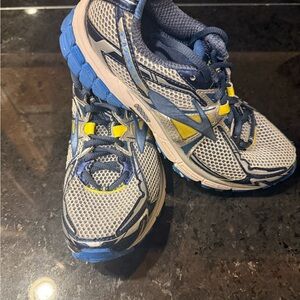 Brooks women’s RAVENNA 4!
